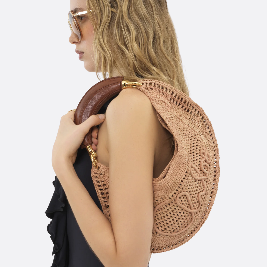 CHLOÉ HEISSE SOMMER BANANA-TASCHEN AUS RAFFIA
