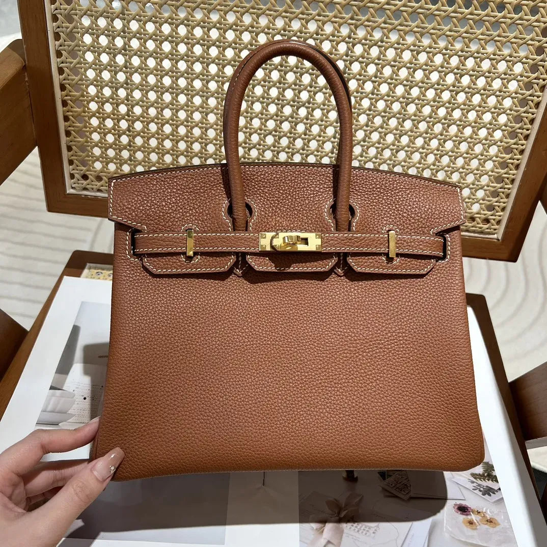 HERMÈS BIRKIN 25 HSS CRAIE/GRIS TOURTERELLE AUS TOGO-LEDER MIT GEBÜRSTETER GOLDENER HARDWARE