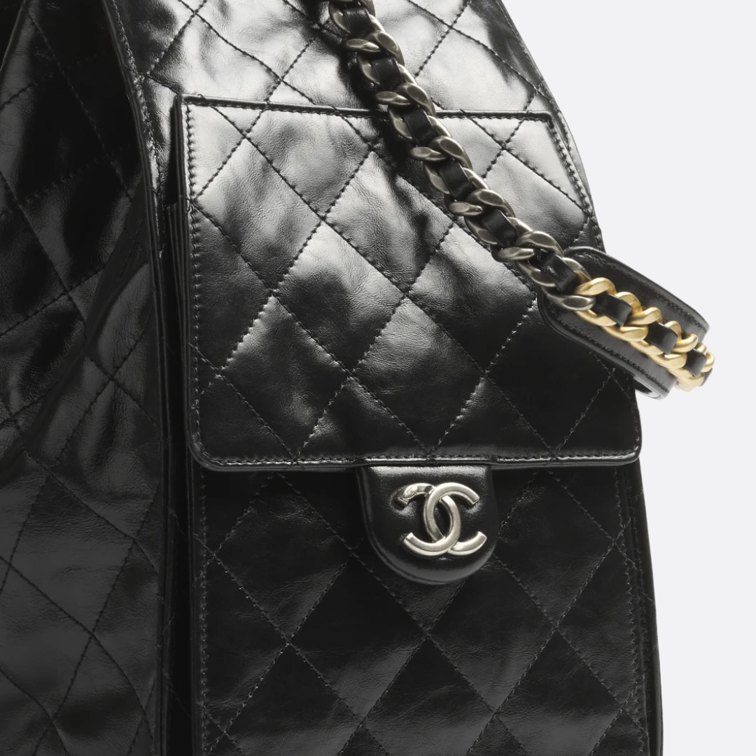 CHANEL 25 MEDIUM-TASCHE