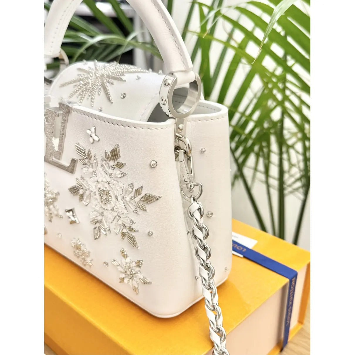 LOUIS VUITTON CAPUCINES MINI-TASCHE